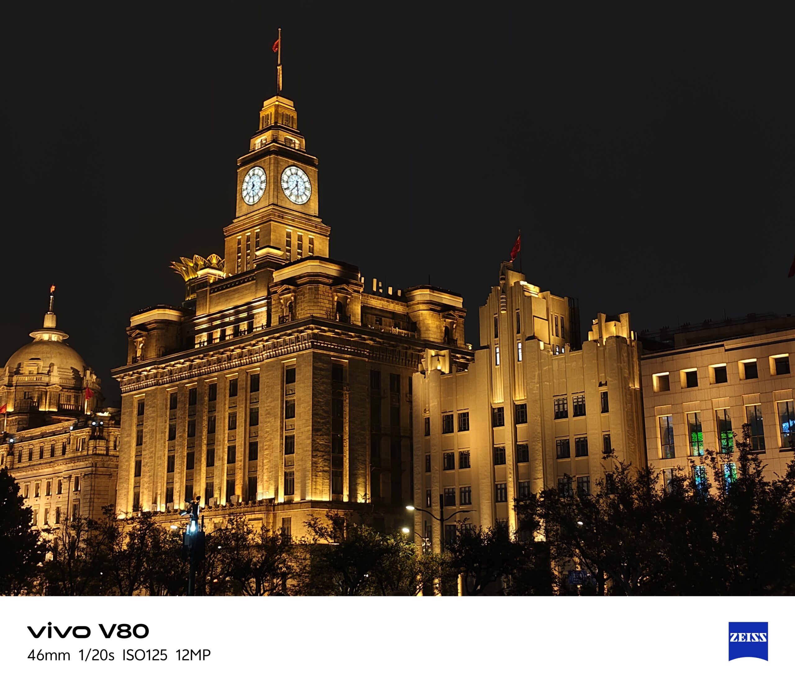 รีวิว vivo V80 "เสกช็อตลูกรักพระเจ้า" มาพร้อมกล้อง ZEISS ดีไซน์ดวงดาวสุดโดดเด่น แบตเตอรี่ 7200mAh ชาร์จไว 90W FlashCharge ระบบปฏิบัติการใหม่ล่าสุด OriginOS 7