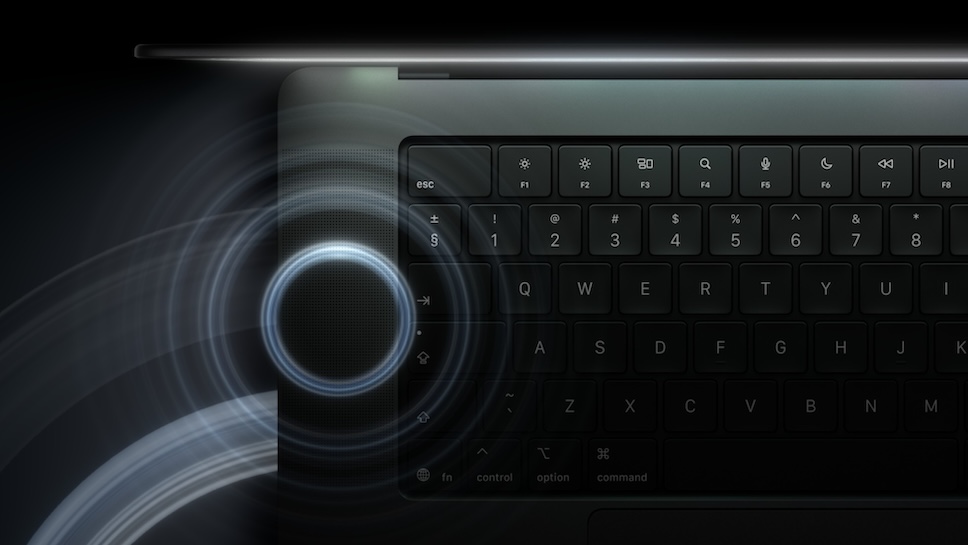 ลำโพงของ MacBook Pro รุ่นจอภาพ PROLED XDR ได้รับการปรับจูนเสียง เพื่อใช้งานขณะปิดฝาเครื่อง
