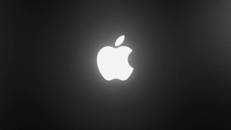 MacBook Pro รุ่นใหม่ นำโลโก้ Apple เปล่งแสงได้ กลับมาอีกครั้งในรอบทศวรรษ