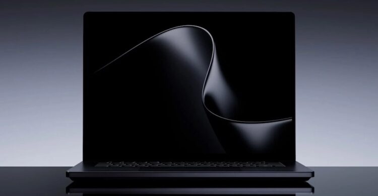 Microsoft เปิดราคา Surface Laptop Ultra ราว 87,290 บาท เจาะกลุ่มเดียวกับ MacBook Pro