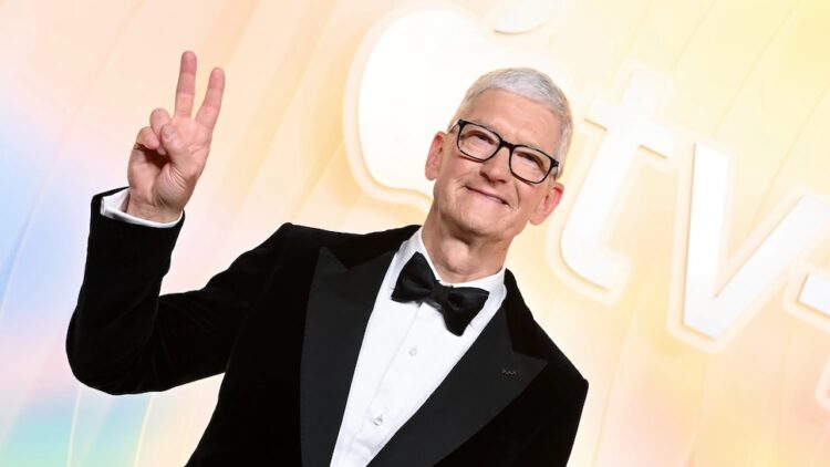 Tim Cook ขายหุ้น Apple มูลค่ากว่า 2 พันล้านบาท เมื่อต้นเดือนตุลาคมที่ผ่านมา