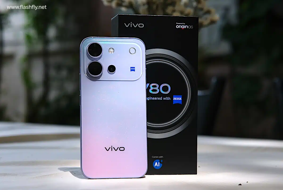 รีวิว vivo V80 "เสกช็อตลูกรักพระเจ้า" มาพร้อมกล้อง ZEISS ดีไซน์ดวงดาวสุดโดดเด่น แบตเตอรี่ 7200mAh ชาร์จไว 90W FlashCharge ระบบปฏิบัติการใหม่ล่าสุด OriginOS 7