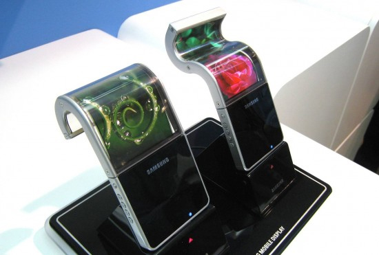 Samsung-Flexible-AMOLED-Display