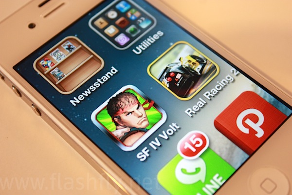 ใครที่คิดว่าหน้าจอ iPhone 4S มีขนาดเล็กไป มา Zoom หน้าจอเพิ่มอีก 500% กันดีกว่า