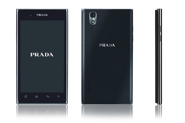 LG เปิดตัว PRADA phone by LG 3.0 อย่างเป็นทางการ หรูหราด้วยหน้าจอกลอสซี่ และลายหนัง Saffiano