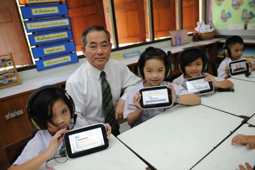 SIPA จับมือผู้ประกอบการทำคลังแอพ Tablet ป.1 คาดสิ้นเดือนนี้มี.ค.นี้ได้ทดลองใช้