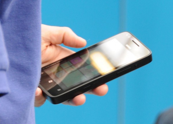 ลือ Nokia เตรียมเปิดตัว Windows Phone 8 จำนวน 2 รุ่นใหม่ ในวันที่ 5 กันยายนนี้