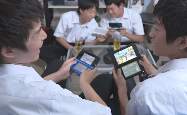 โฆษณาล่าสุดสำหรับเกม Monster Hunter 3G บนเครื่อง Nintendo 3DS LL แถมท้ายด้วย Monster Hunter 4