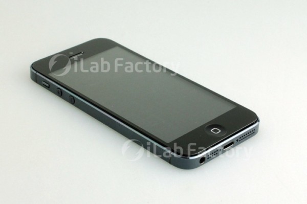 เมื่อ iPhone 5 ถูกเผยโฉมอย่างเป็นทางการทั้งภาพนิ่งและวิดีโอ ??