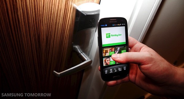 Samsung ทำเก๋ใช้ Galaxy S III เป็นกุญแจห้องพัก ควบคุมทีวีและเช็คอินเช็คเอาท์ในโรงแรมหรูที่ลอนดอน ต้อนรับโอลิมปิกเกมส์