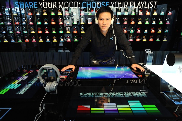 dtac DEEZER ปรากฏการณ์การฟังเพลงสตรีมมิ่งสุดยิ่งใหญ่ครั้งแรกของไทย เปิดตัวแล้วอย่างเป็นทางการ