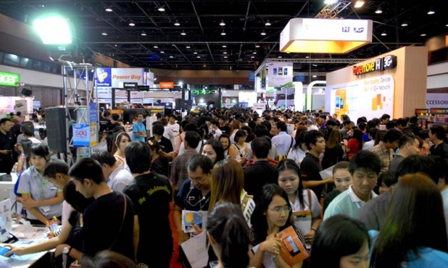 Thailand Mobile Expo 2012 Showcase เปิดฉากแล้ววันนี้ คาดเงินสะพัดไม่ต่ำกว่า 1,600 ล้านบาท