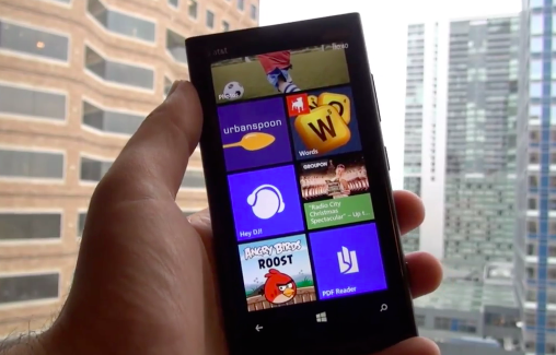 สาธิตการใช้งานแอพฯ Windows Phone 8 ใหม่บนสมาร์ทโฟน Nokia Lumia 920 (ชมคลิป)