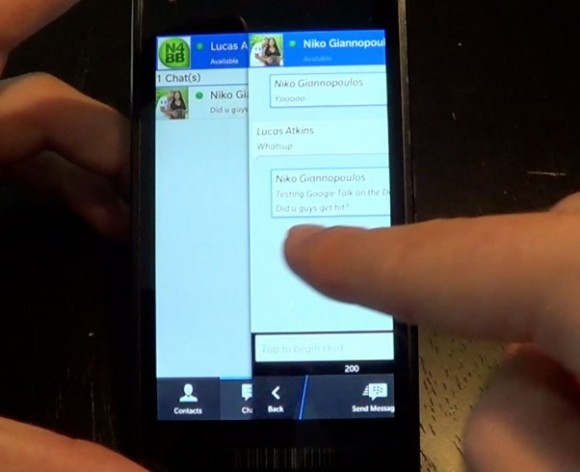 มาดูโฉมหน้าใหม่ Google Talk และ Yahoo! Messenger บน BlackBerry10 (ชมคลิป)