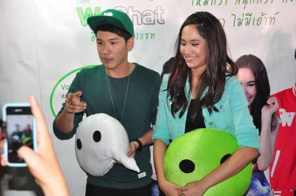 WeChat บุกตลาดอุดมศึกษา ประเดิมธรรมศาสตร์ จัดมินิคอนเสิร์ต แฟนคลับแห่ชมแน่น