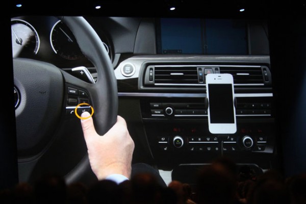 GM เป็นผู้ผลิตรถยนต์รายแรกที่ใช้งาน Eyes Free จาก Siri ประเดิม Chevrolet Spark และ Sonic ปี 2013