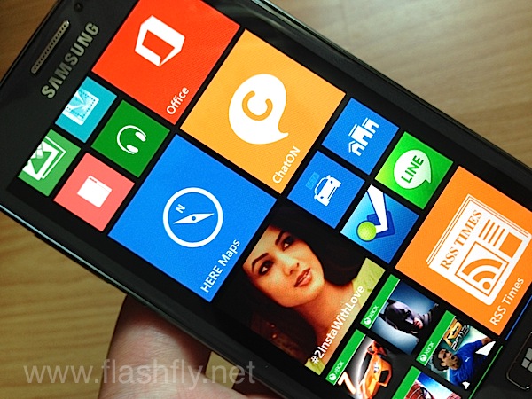 สัมผัสแรก ATIV S สมาร์ทโฟน Windows Phone 8 รุ่นแรกจาก Samsung หน้าจอใหญ่ที่สุดและบางเบา