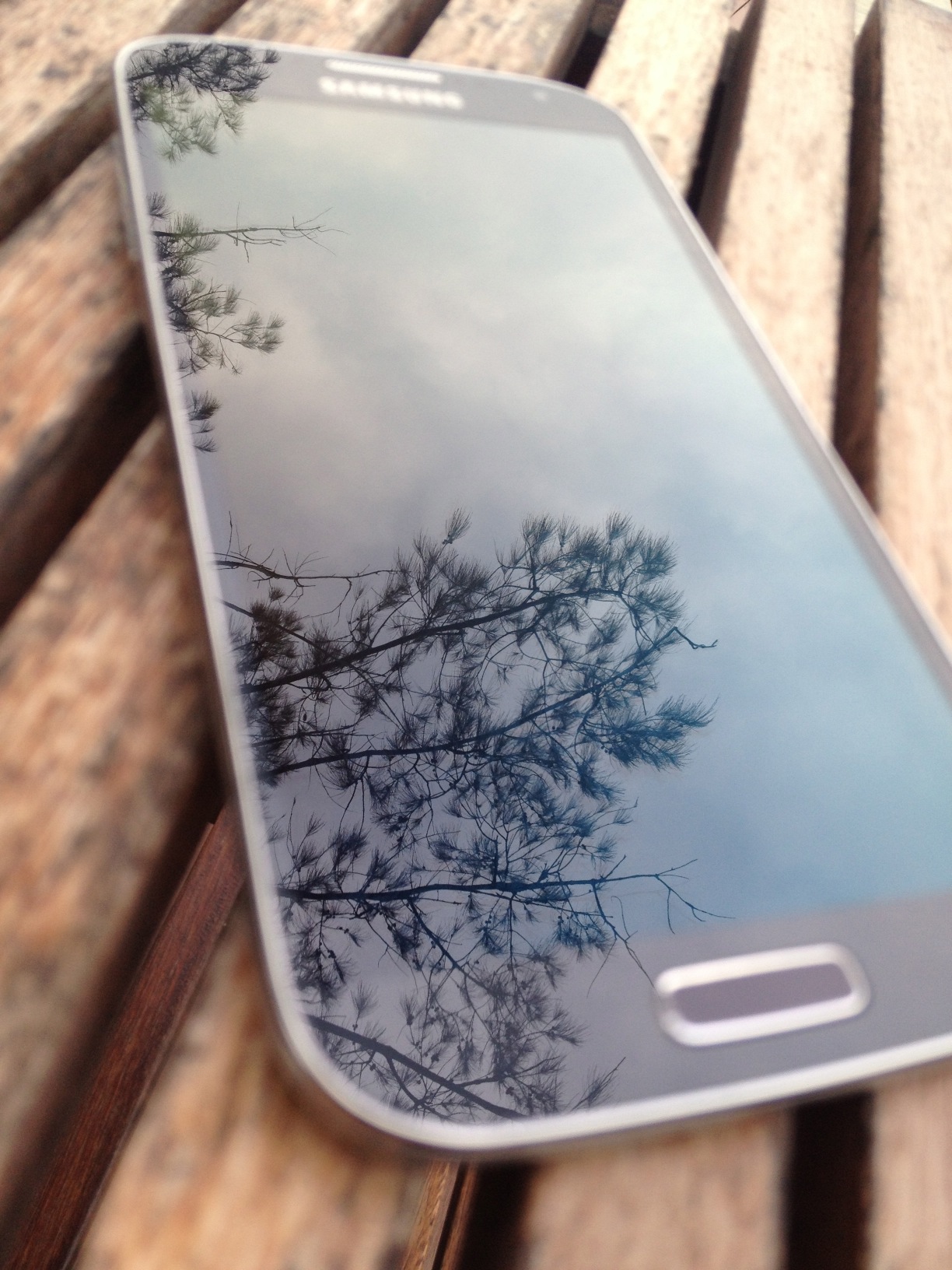 มาดูวีดีโอระดับ Full HD (1080p) จาก Samsung Galaxy S4 โดยทีมงาน @flahfly กันบ้างดีกว่า