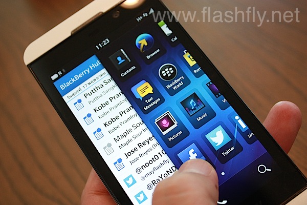 สัมผัสแรก BlackBerry Z10 กำเนิดใหม่ของสุดยอดสมาร์ทโฟนจาก BlackBerry