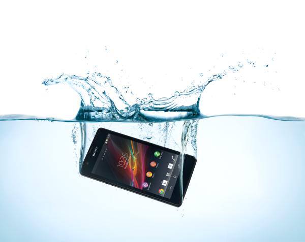 Sony ประเทศไทยวางจำหน่าย Xperia ZR อย่างเป็นทางการในราคา 16,490 บาท