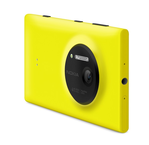 nokia_lumia_1020_back