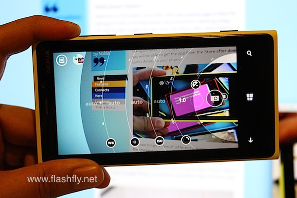 Nokia ส่งแอพถ่ายภาพขั้นเทพ Pro Camera ลง Nokia Lumia 925 และ Lumia 920 แล้ววันนี้