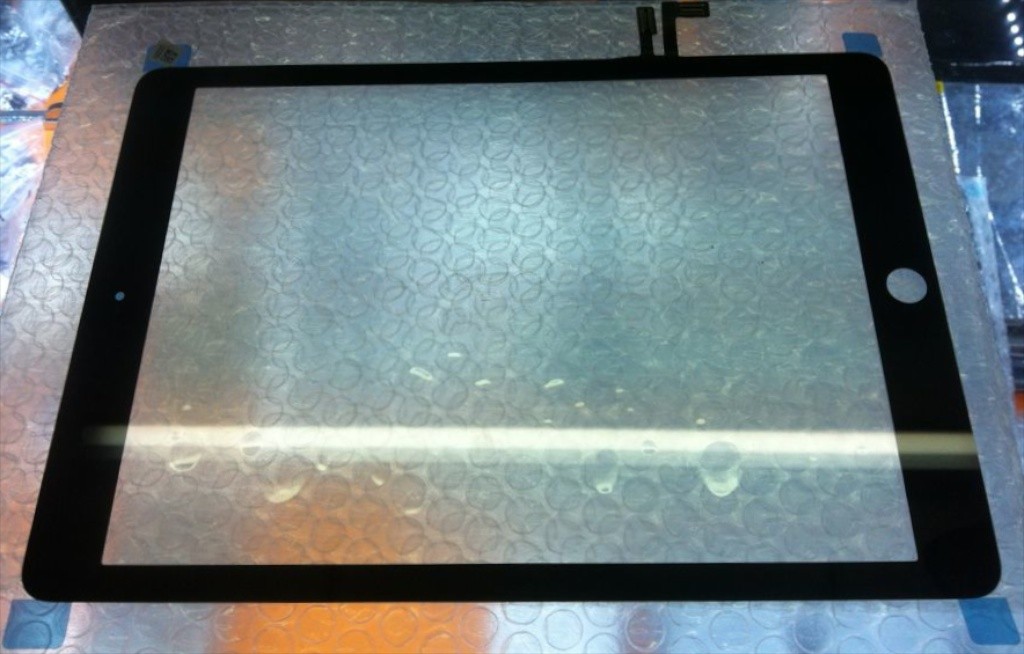 ภาพชิ้นส่วนหน้าจอของ iPad 5 แบบเต็มๆ มีขนาดเท่า iPad 4