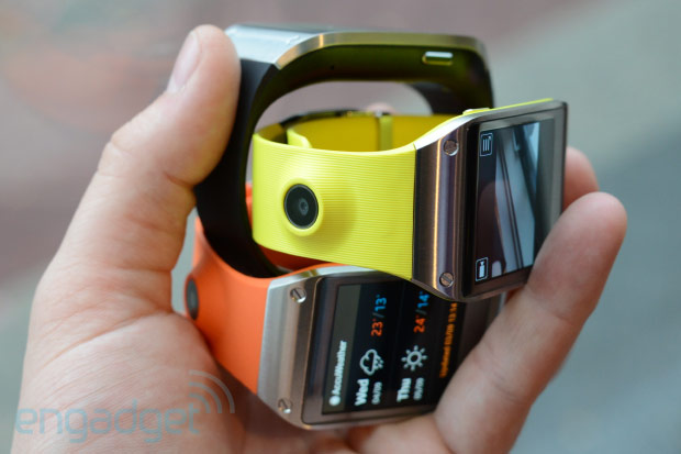 ชมคลิปรีวิว Galaxy Gear จาก Samsung แบบตัวเป็นๆ จากเว็บดัง