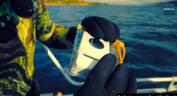 นำ Lumia 1020 และกล้อง Go Pro มาถ่ายใต้น้ำใครจะแน่กว่ากัน (ชมคลิป)