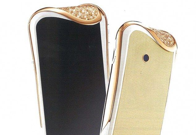 หรูกว่า iPhone 5s สีทอง!! เมื่อมีสมาร์ทโฟน Android เวอร์ชั่นทองคำฝังเพชร สุดหรู ราคาเครื่องละ 1.8 ล้านบาท