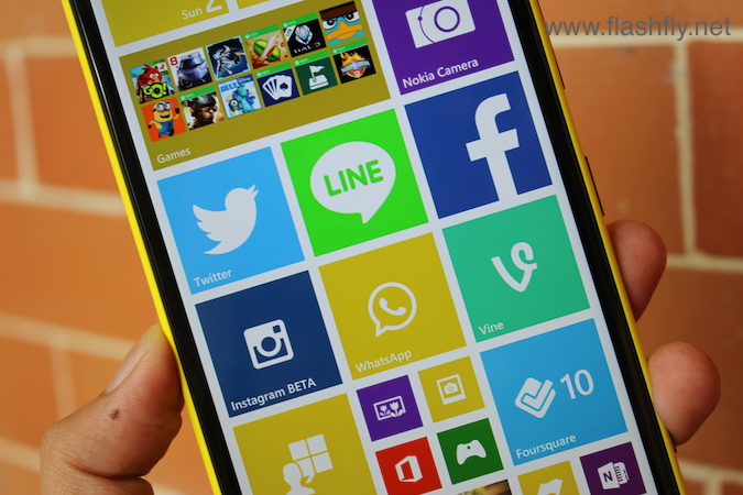 พรีวิวการใช้งานแอพ Social Network ชื่อดัง LINE , Whatsapp , Facebook , Twitter , Instagram บน Nokia Lumia 1520