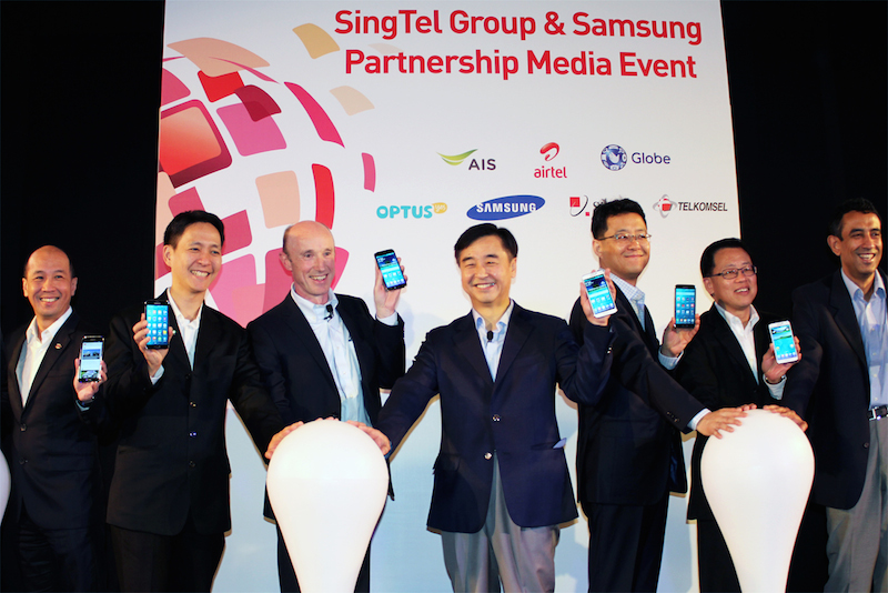 AIS และกลุ่ม SingTel จับมือ Samsung มอบประสบการณ์ใช้งานโมบายดาต้าที่สมบูรณ์แบบ แก่ลูกค้ากว่า 500 ล้านรายทั่วภูมิภาค
