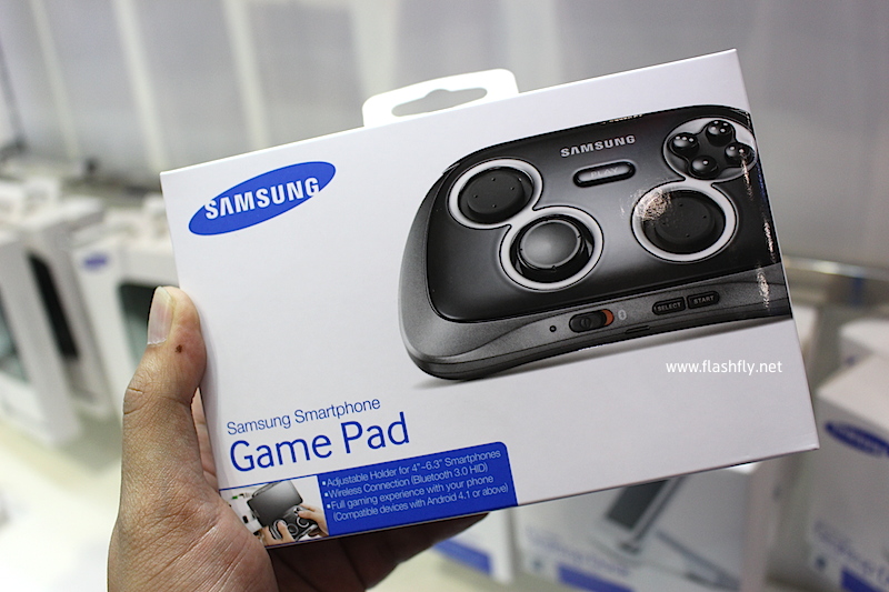 Samsung ลดราคา Smartphone GamePad สำหรับ Galaxy หน้าจอ 4 ถึง 6.3 นิ้ว เหลือ 3,230 บาท