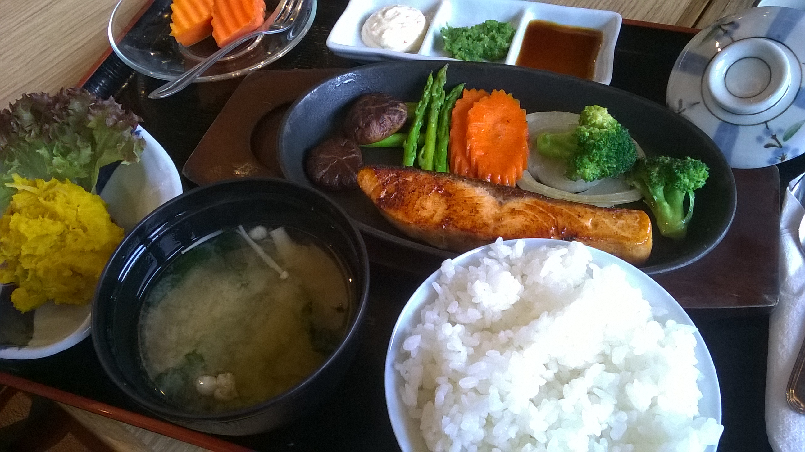 รีวิวการใช้งานกล้องดิจิตอล 5 ล้านพิกเซลบน Lumia 630 ที่ไม่ธรรมดาด้วย Nokia Camera,Action Shot และ Recofus