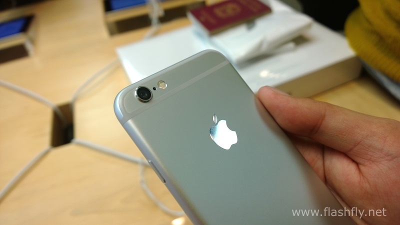 iPhone-6-Silver-Preview-HandsOn-flashfly-02