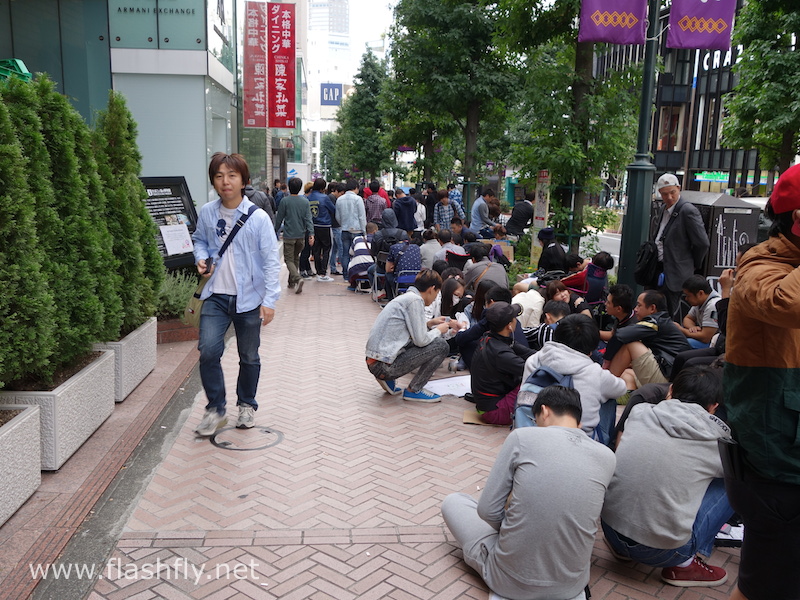 iPhone6-first-day-sale-in-shibuya-japan-2014-08