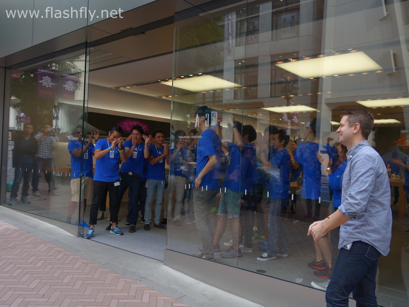 iPhone6-first-day-sale-in-shibuya-japan-2014-16