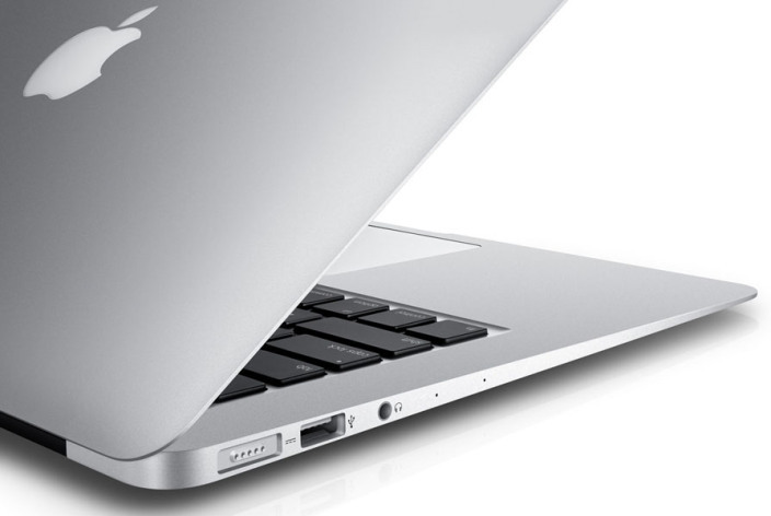 ลือ MacBook Air รุ่นใหม่จะมาพร้อมดีไซน์ที่บางกว่าเดิมและมีพอร์ต USB Type C เสียบด้านไหนก็ได้