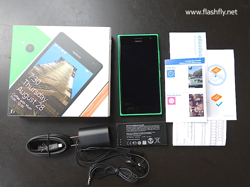 แกะกล่อง Lumia 730 Dual SIM สมาร์ทโฟนเซลฟี่กล้องหน้า 5 ล้านพิกเซลรุ่นแรกจาก Microsoft