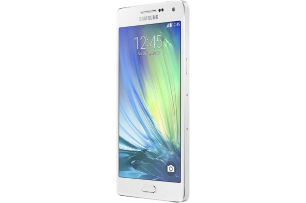 Samsung-Galaxy-A5-White-Tilted