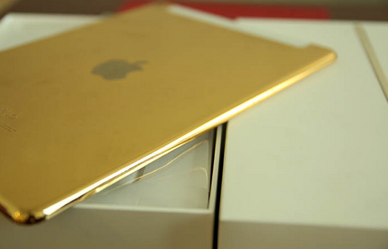 24K-gold-plated-Apple-iPad-Air-2-is-available-from-Karalux-3