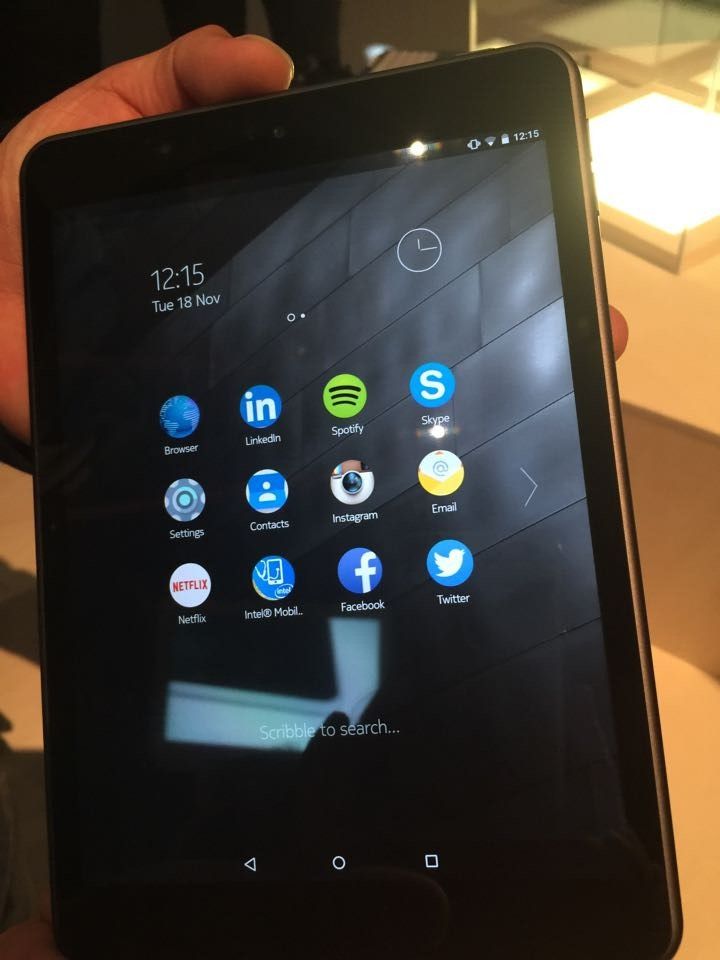 Nokia-N1-in-lava-gray