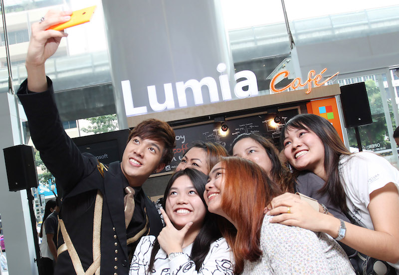 lumia cafe 02
