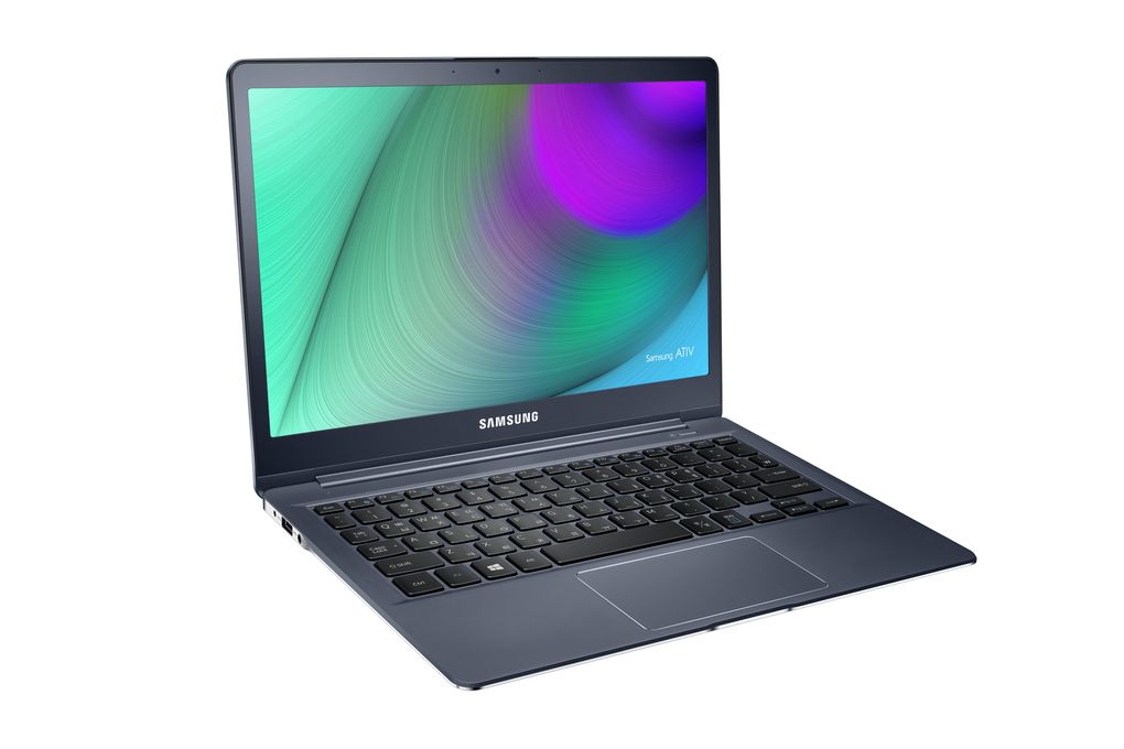 Samsung ท้าชน MacBook Air ด้วย ATIV Book 9 จอ 12.2 นิ้วความละเอียด 2560×1600 พิกเซลที่บางเบากว่า