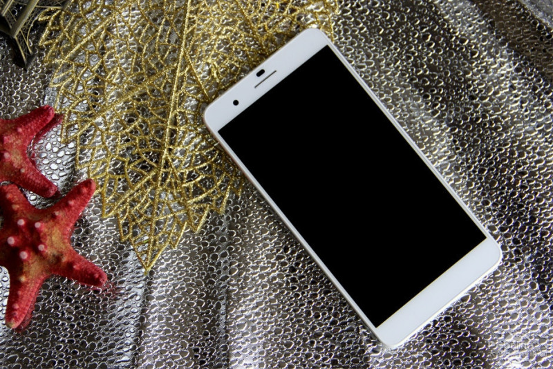 Huawei Honor 6 Plus-01