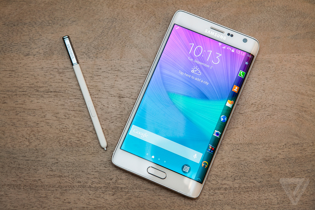 สาวก Samsung เฮ!! Galaxy Note Edge เตรียมวางจำหน่ายในไทยต้นปี 2015 ในราคาราว 28,000 บาท