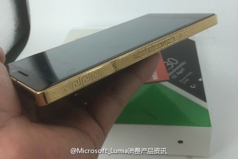 Gold-edition-Lumia-930-3