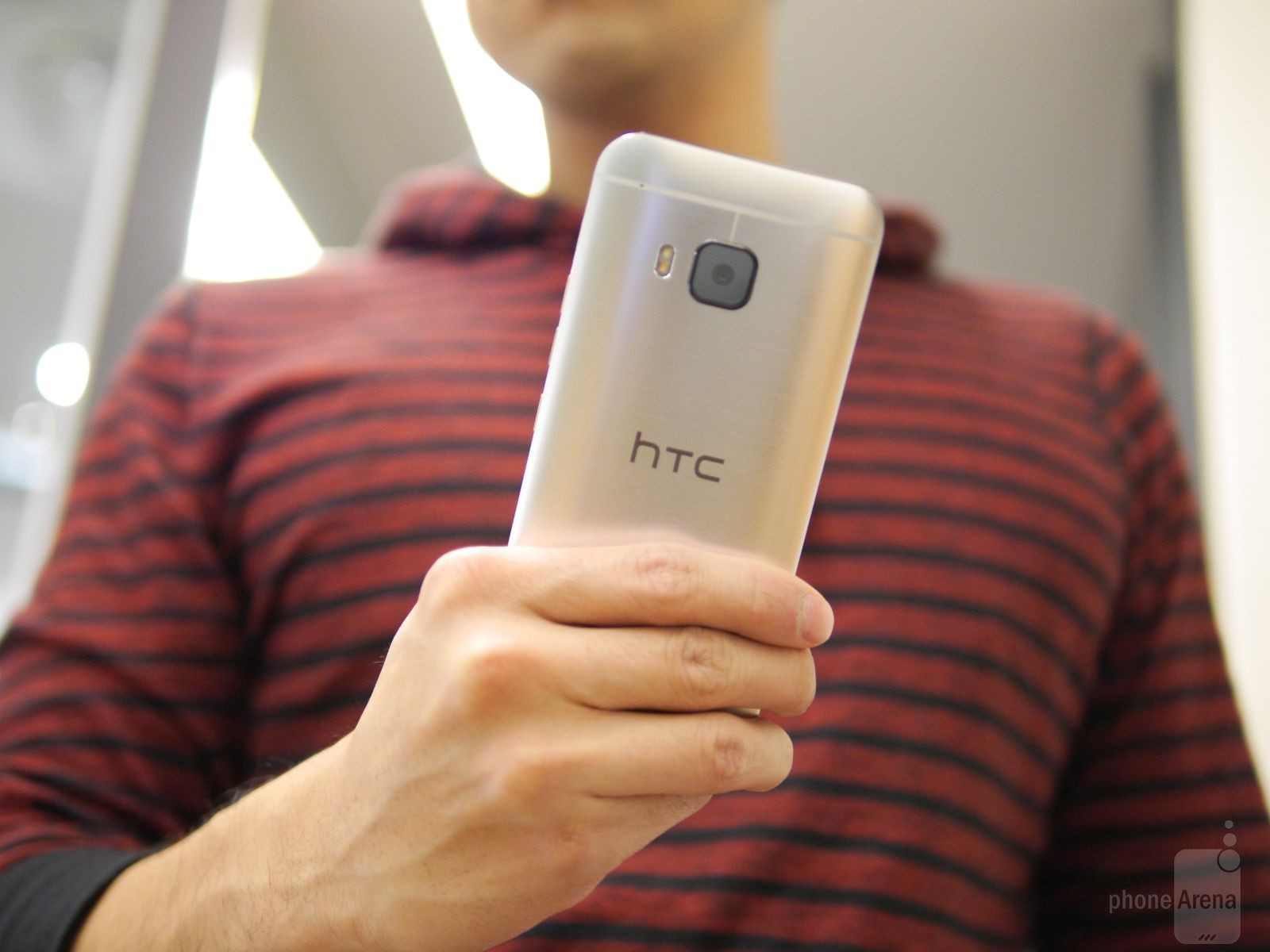 10 คุณสมบัติใหม่ของ HTC One M9 แฟลกชิปรุ่นใหม่ล่าสุดจาก HTC