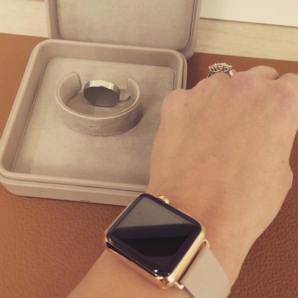 Gold-Apple-Watch-Edition-Box-2