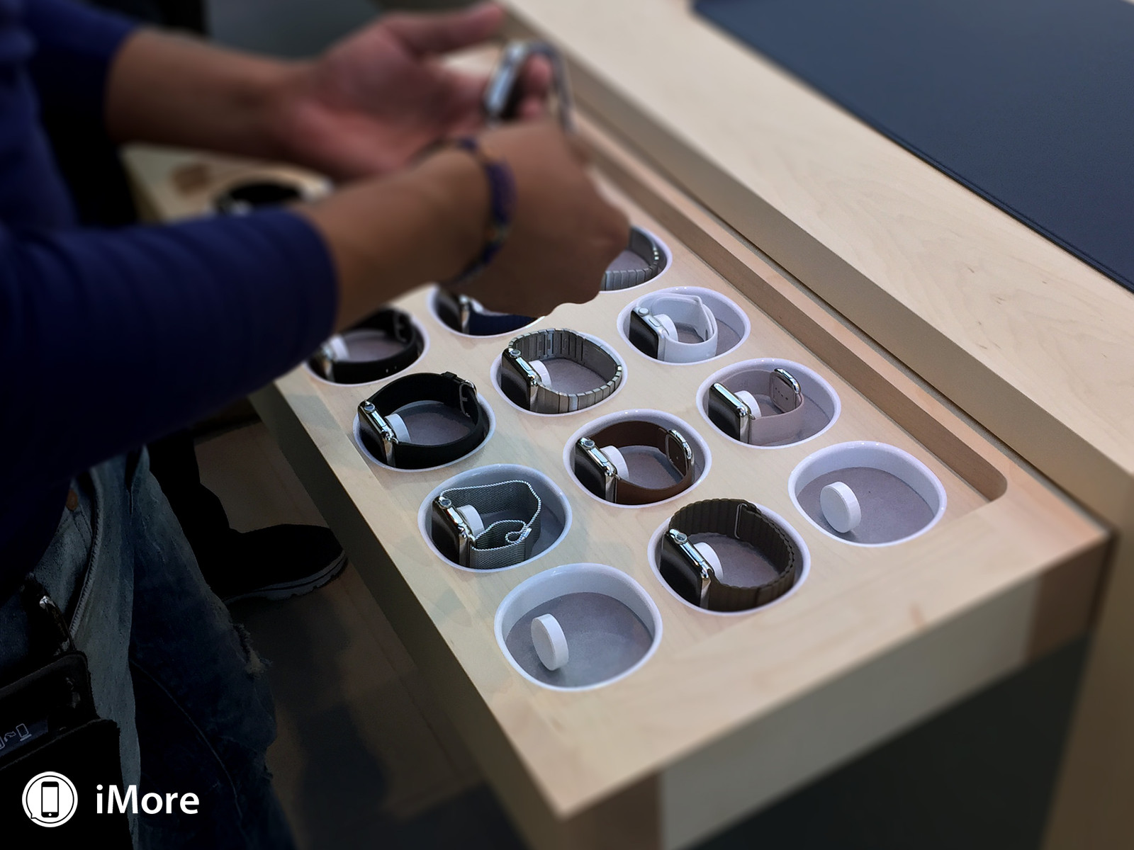 apple-watch-retail-drawer